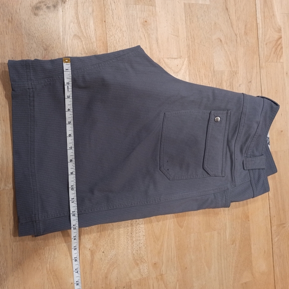 Lululemon athletica men's shorts - Picture 5 of 6